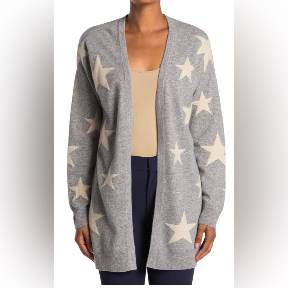 Magaschoni grey cashmere cardigan with cream star pattern